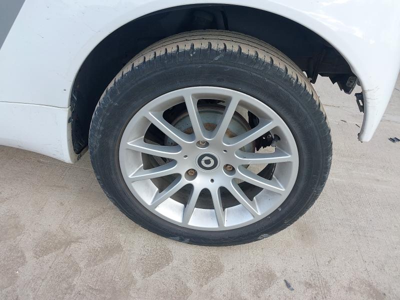 2011 SMART FORTWO COUPE PASSION MHD 2DR SOFTOUCH AUTO [2010]