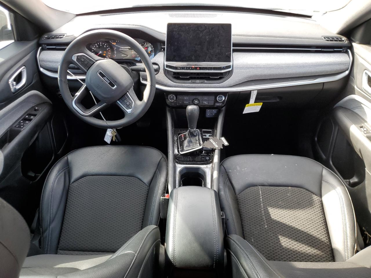 2024 Jeep Compass Latitude VIN: 3C4NJDBN0RT175576 Lot: 87049515