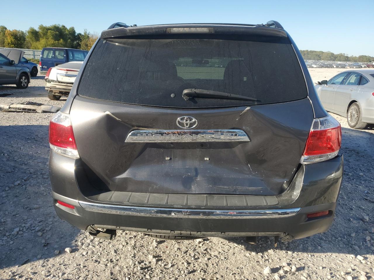2011 Toyota Highlander Base VIN: 5TDZK3EH9BS032270 Lot: 85844005