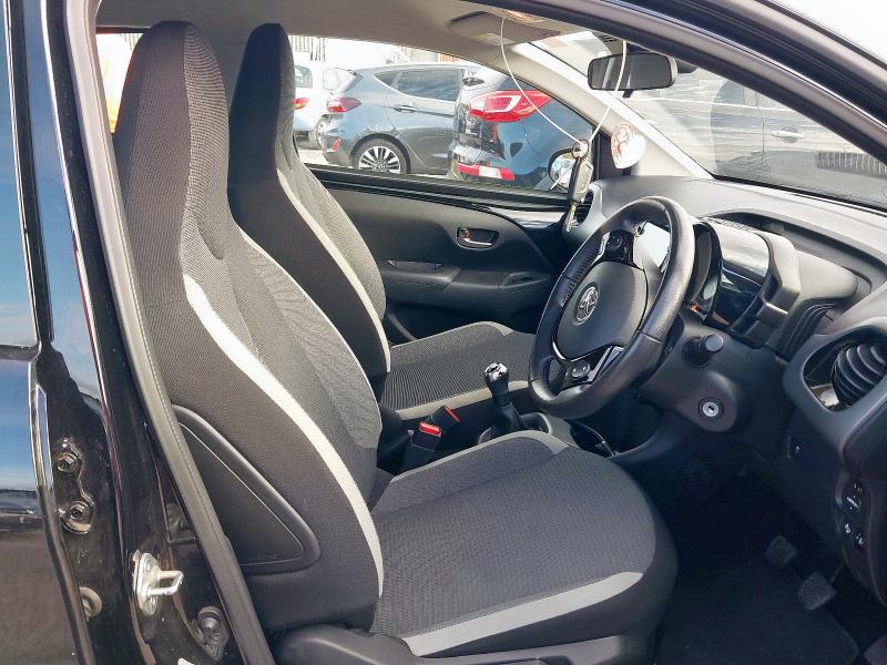 2021 TOYOTA AYGO X-PLAY TSS VVT-I 