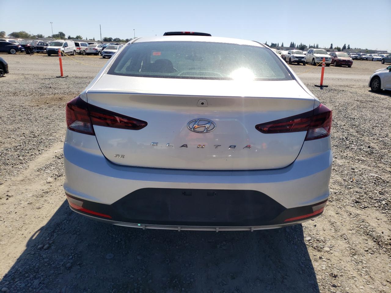 2019 Hyundai Elantra Se VIN: 5NPD74LF5KH418581 Lot: 82282475
