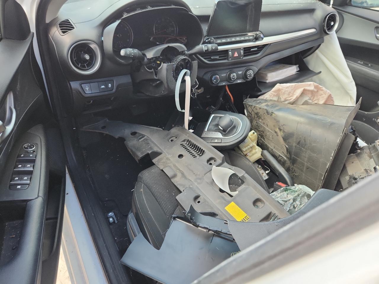 2021 Kia Forte Fe VIN: 3KPF24AD1ME362364 Lot: 87203655