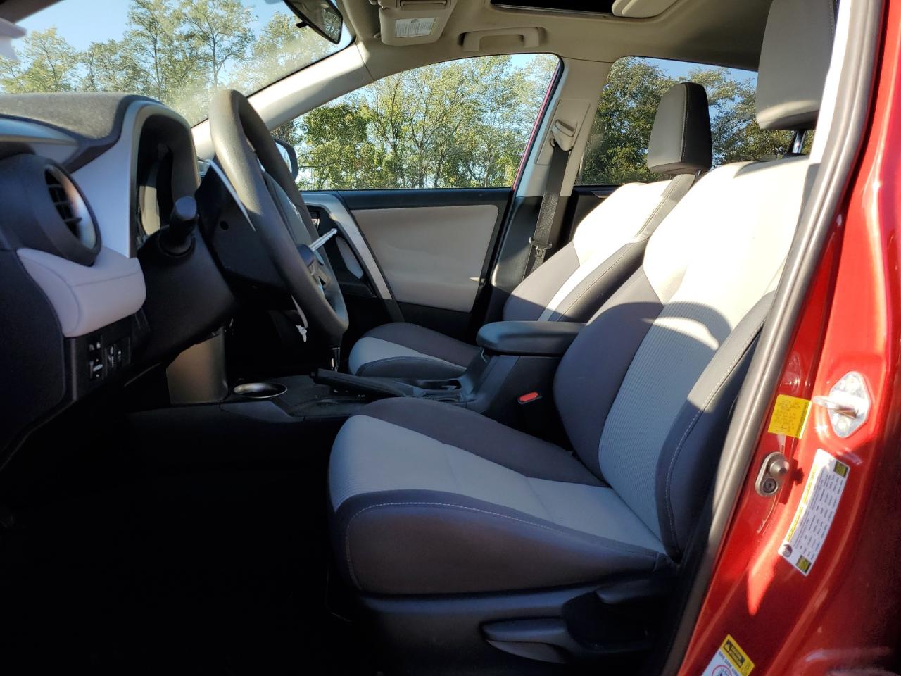 2015 Toyota Rav4 Xle VIN: 2T3WFREV0FW212533 Lot: 85846725