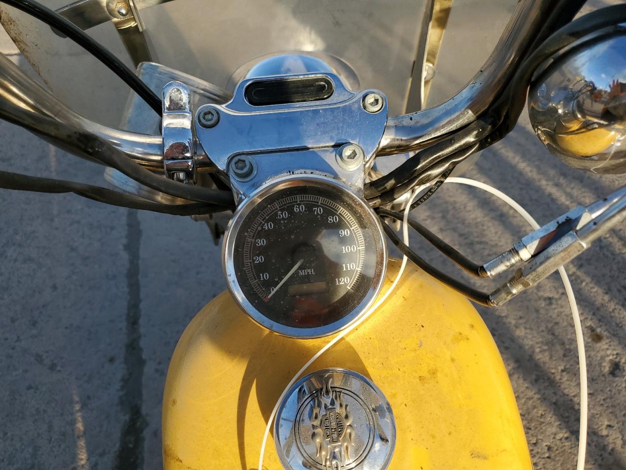 1999 Harley-Davidson Xl883 C VIN: 1HD4CJM30XK138928 Lot: 84796435