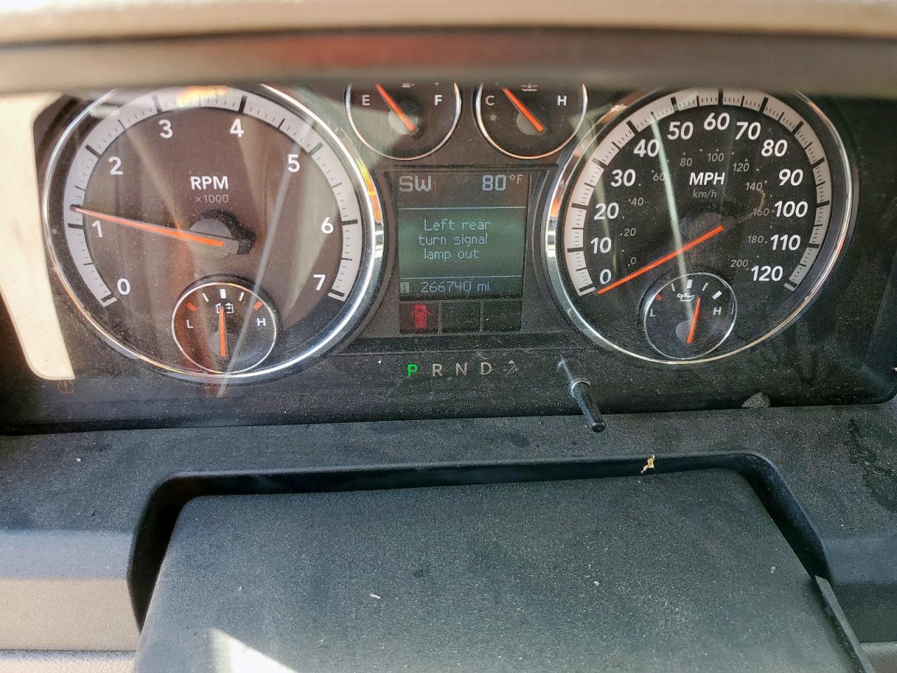 2009 Dodge Ram 1500 VIN: 1D3HB18P39S750988 Lot: 81936395