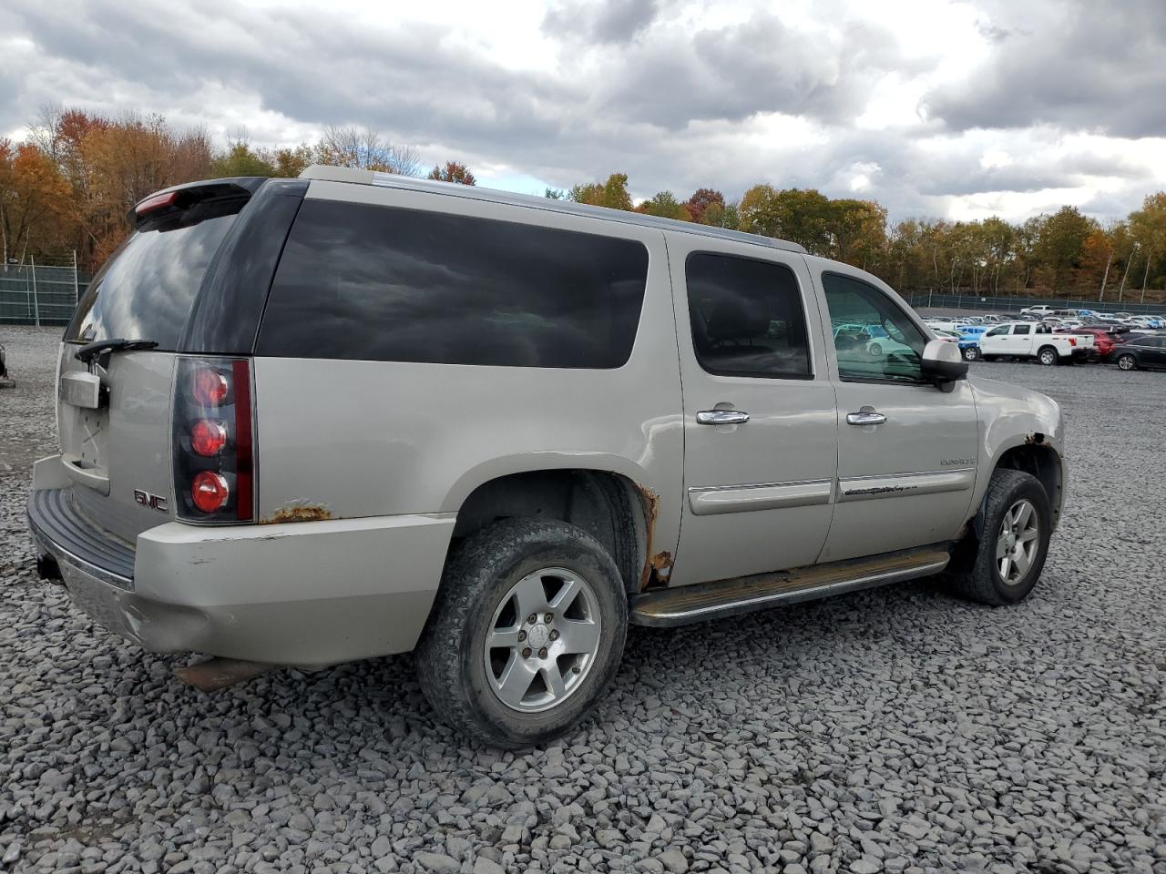2007 GMC Yukon Xl Denali VIN: 1GKFK66887J239485 Lot: 82671725