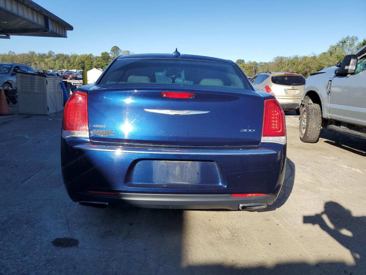 2015 Chrysler 300 Limited VIN: 2C3CCARG4FH736538 Lot: 84786135