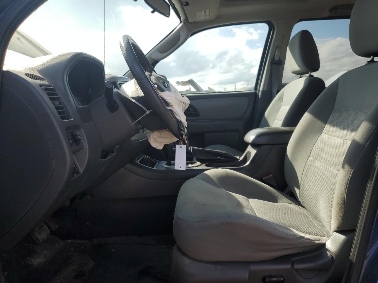 2007 Ford Escape Xlt VIN: 1FMYU93147KB26436 Lot: 82237295