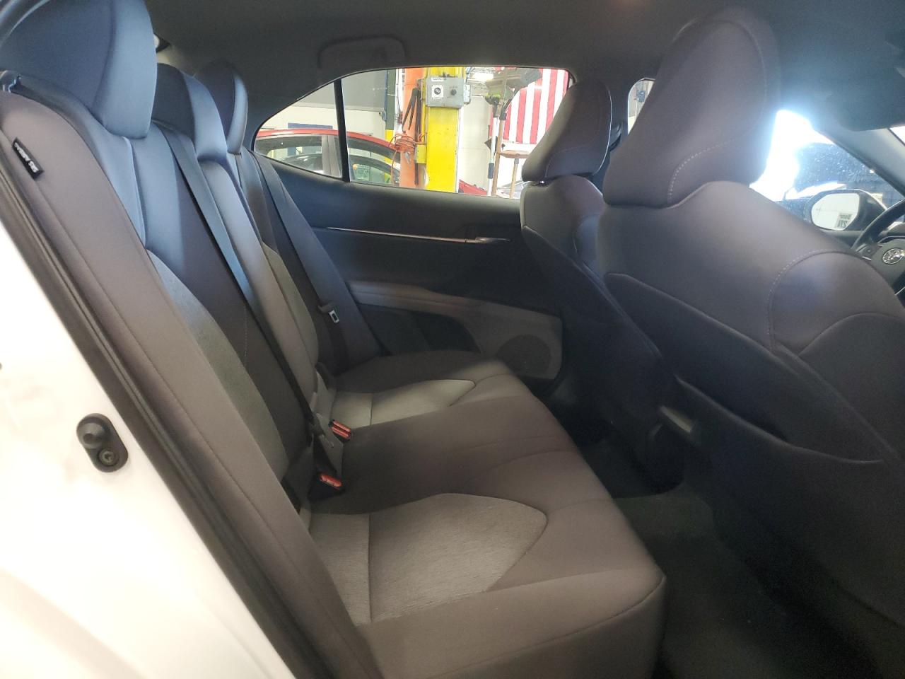 2022 Toyota Camry Le VIN: 4T1C11AK0NU648269 Lot: 82431035