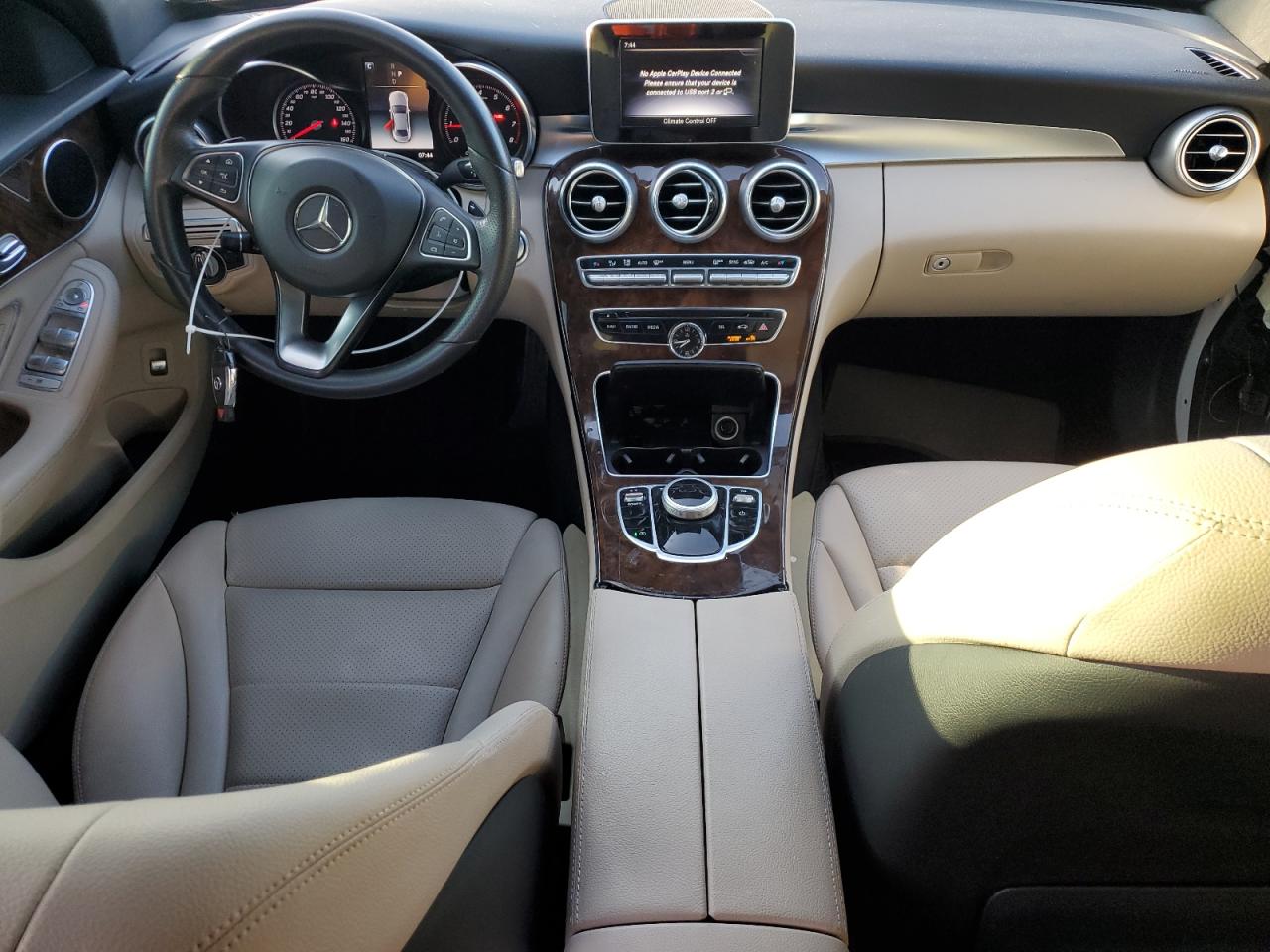 2018 Mercedes-Benz C 300 VIN: 55SWF4JB6JU241479 Lot: 81890925