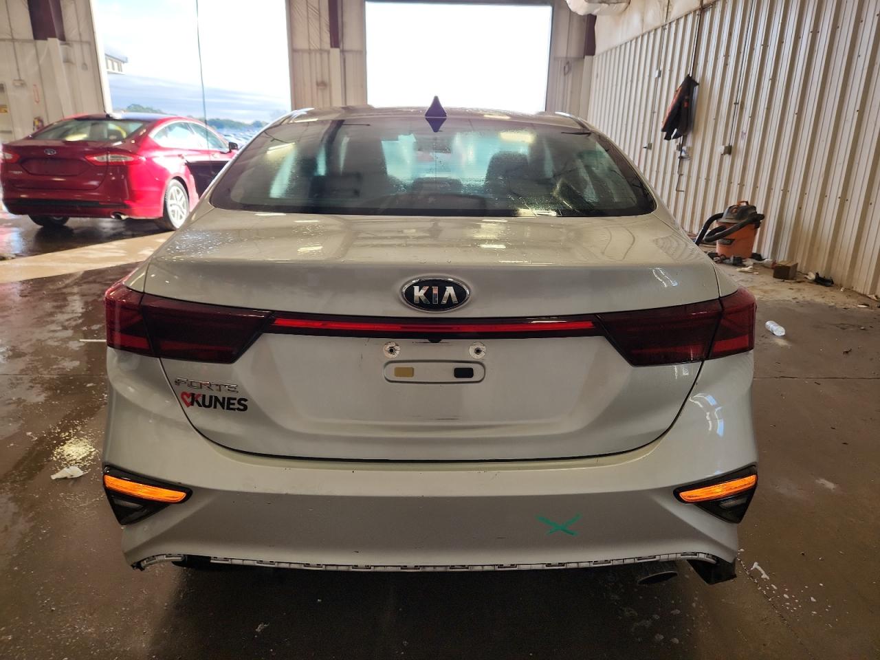 2021 Kia Forte Fe VIN: 3KPF24AD5ME265572 Lot: 85750165