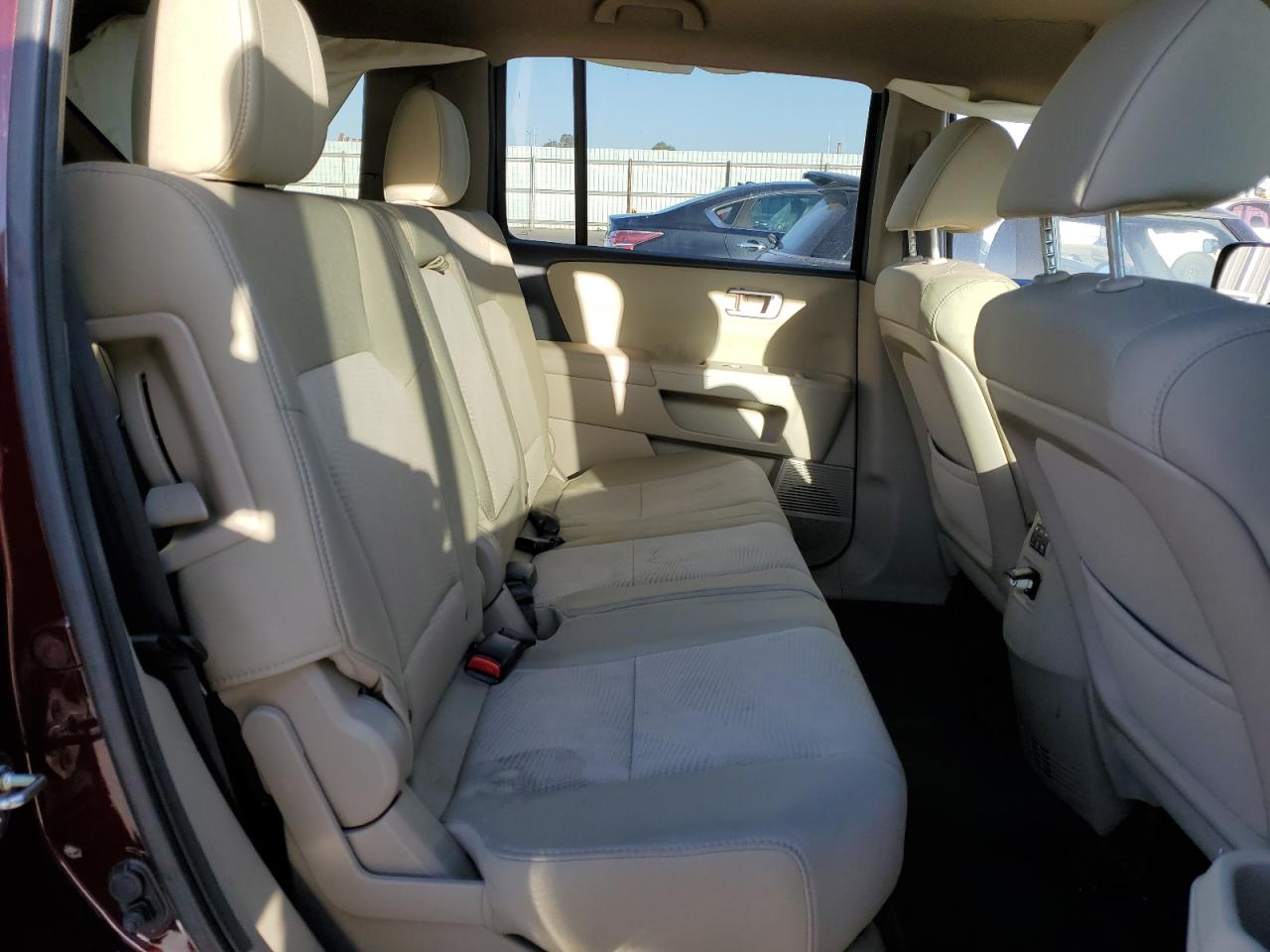 2014 Honda Pilot Lx VIN: 5FNYF4H2XEB027469 Lot: 82444945