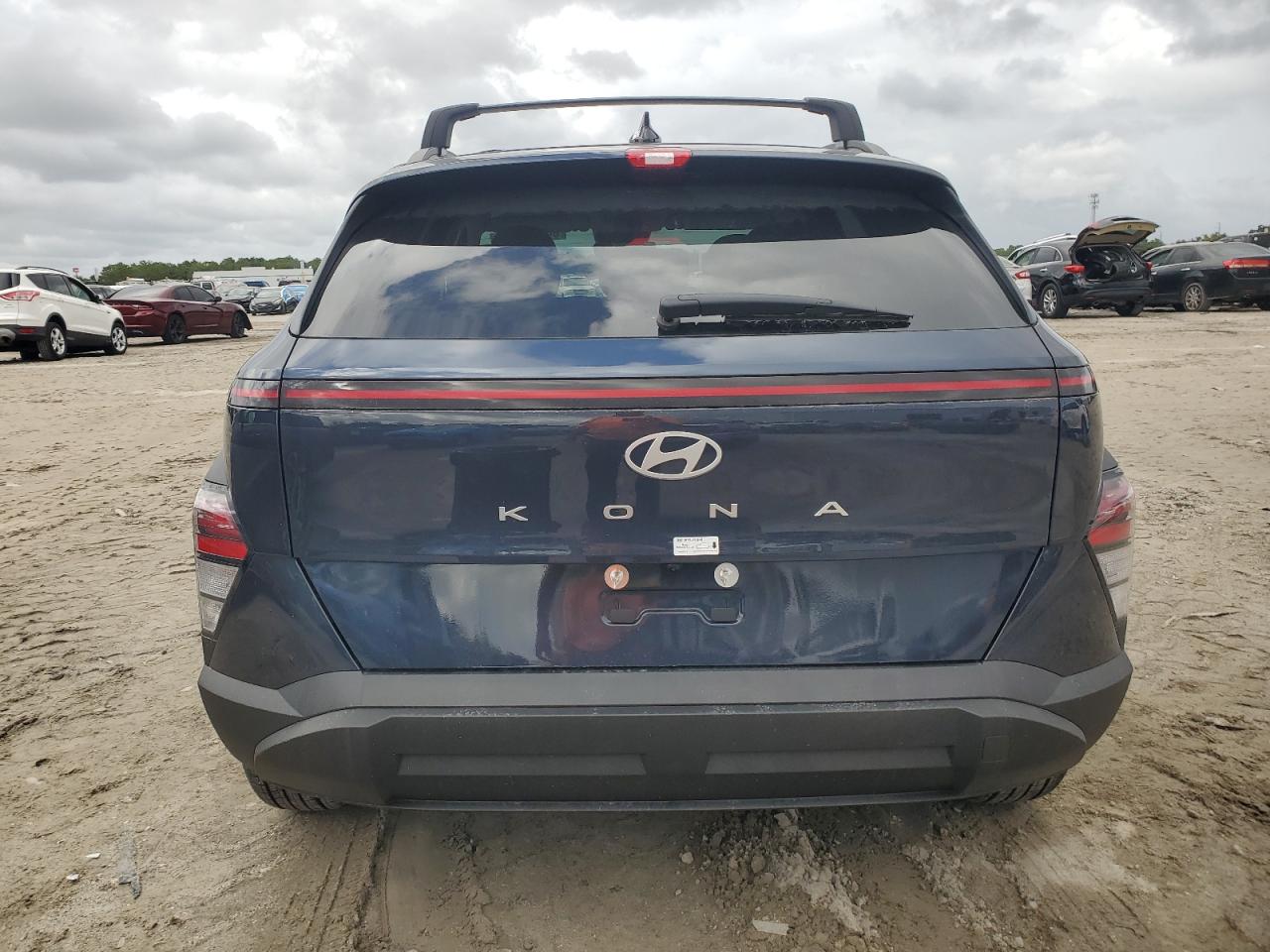 2025 Hyundai Kona Sel VIN: KM8HB3AB6SU327380 Lot: 84400595