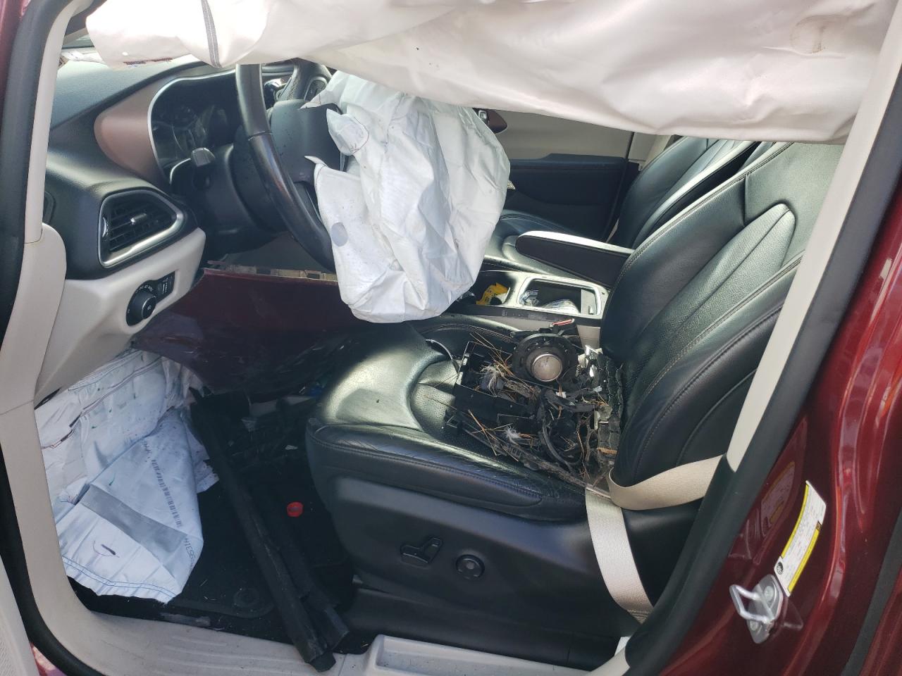 2018 Chrysler Pacifica Touring L Plus VIN: 2C4RC1EGXJR116582 Lot: 90655825