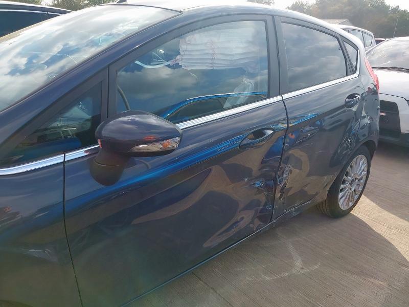 2014 FORD FIESTA TITANIUM 
