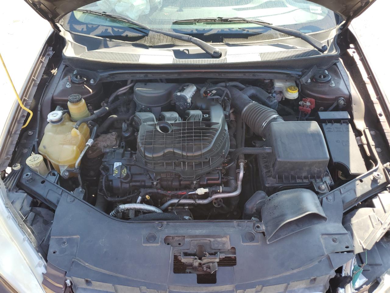 2012 Chrysler 200 Touring VIN: 1C3CCBBG4CN183991 Lot: 87039485