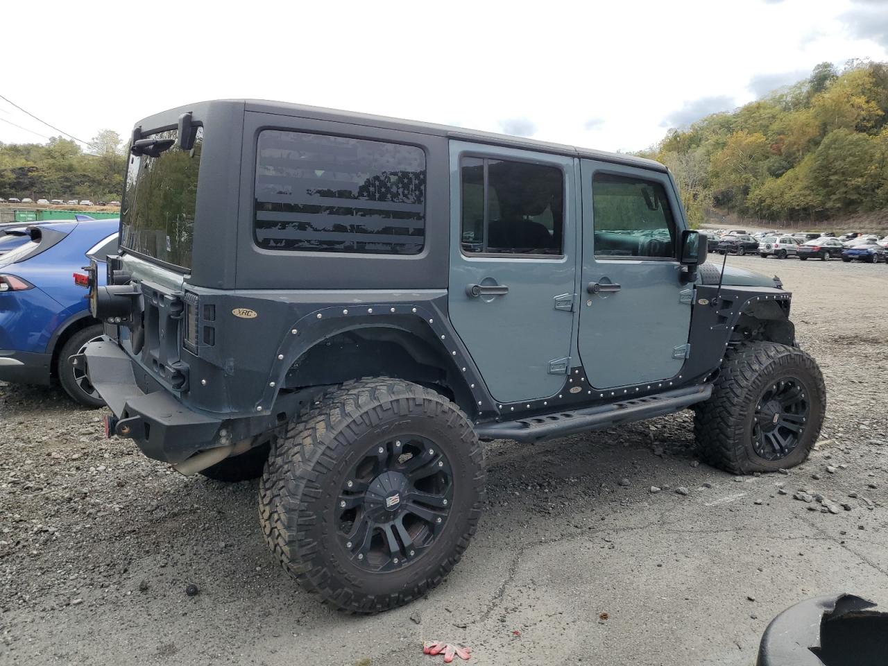 2015 Jeep Wrangler Unlimited Sport 1C4BJWDG4FL611320 photo #4