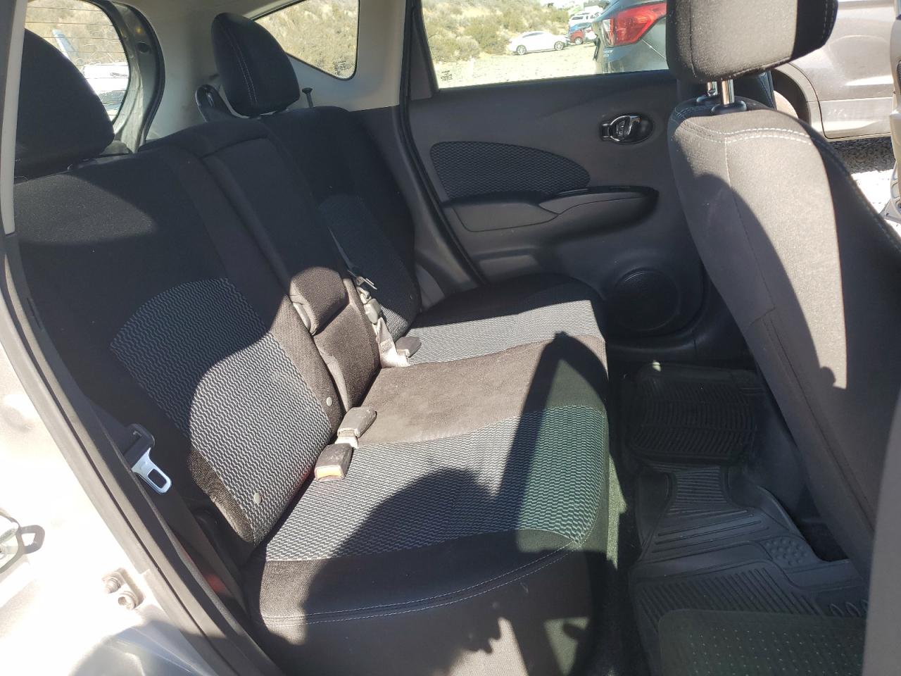 2015 Nissan Versa Note S VIN: 3N1CE2CP7FL440654 Lot: 84001345