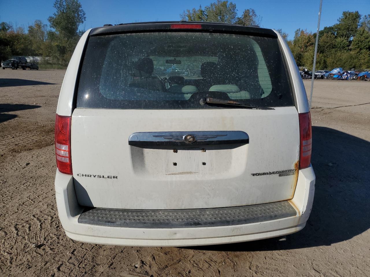 2010 Chrysler Town & Country Touring VIN: 2A4RR5D11AR150164 Lot: 82340285