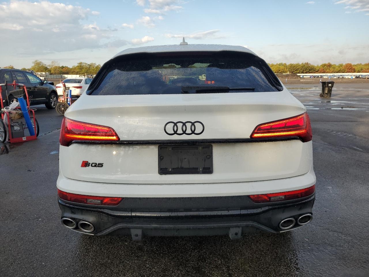 2022 Audi Sq5 Sportback Premium Plus VIN: WA124AFY7N2062243 Lot: 87201205