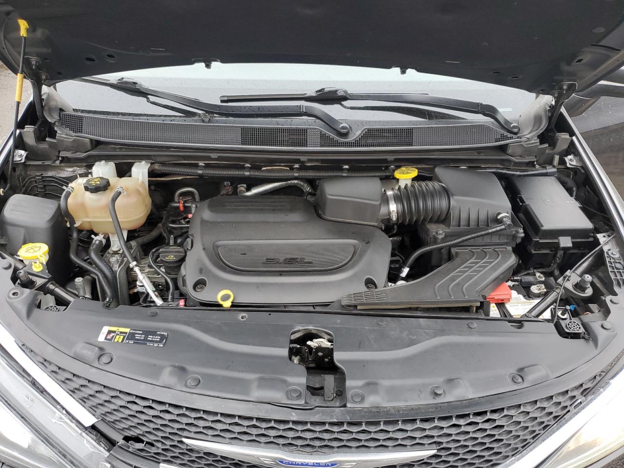 2020 Chrysler Pacifica Touring L VIN: 2C4RC1BG4LR131750 Lot: 90693585