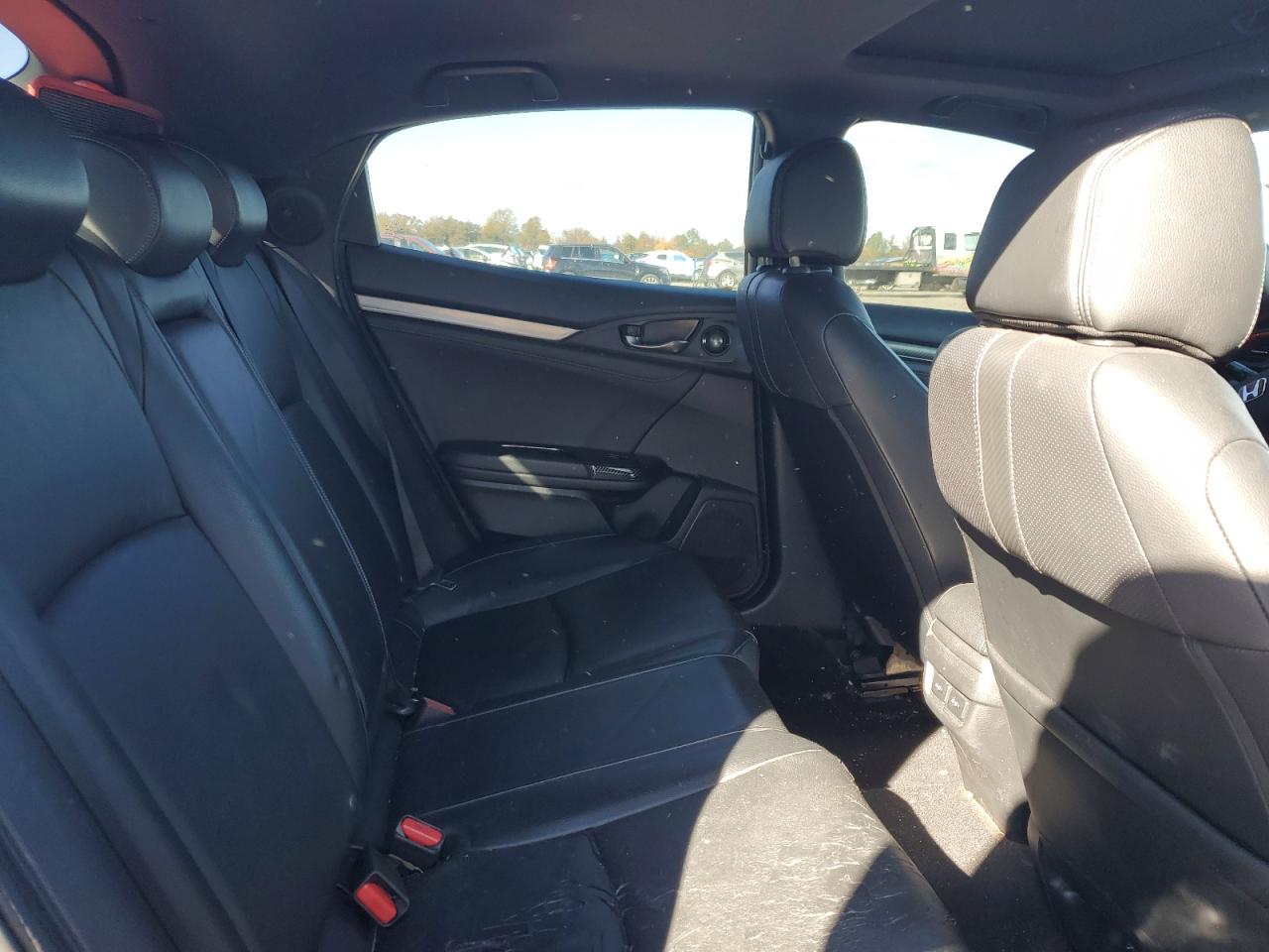 2018 Honda Civic Sport Touring VIN: SHHFK7H96JU404325 Lot: 90714745