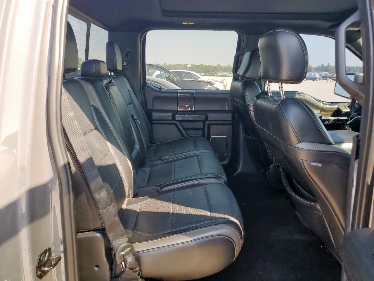 2018 Ford F150 Raptor VIN: 1FTFW1RG2JFD93741 Lot: 81917165