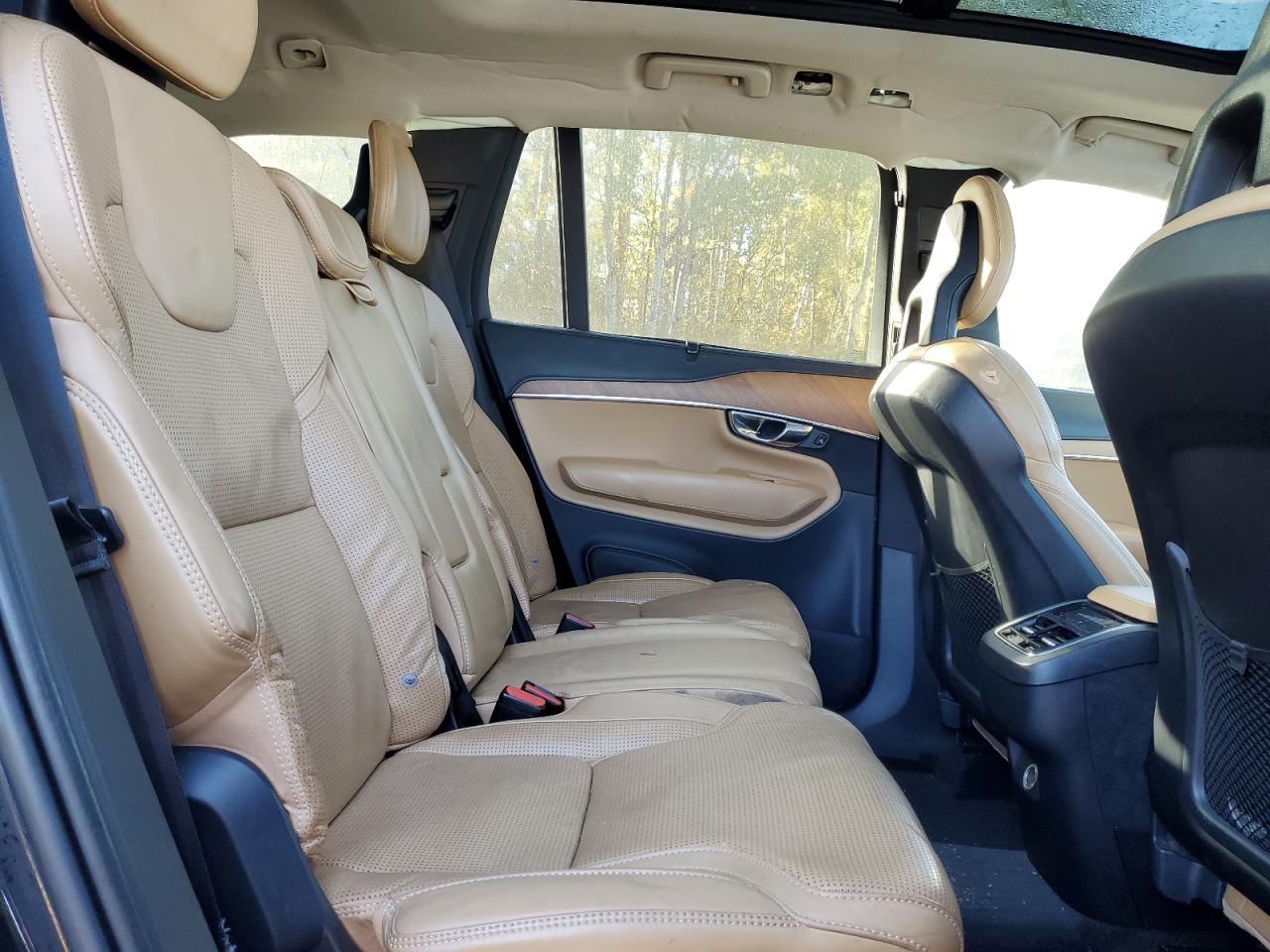 2016 Volvo Xc90 T6 VIN: YV4A22PL0G1001158 Lot: 85887835