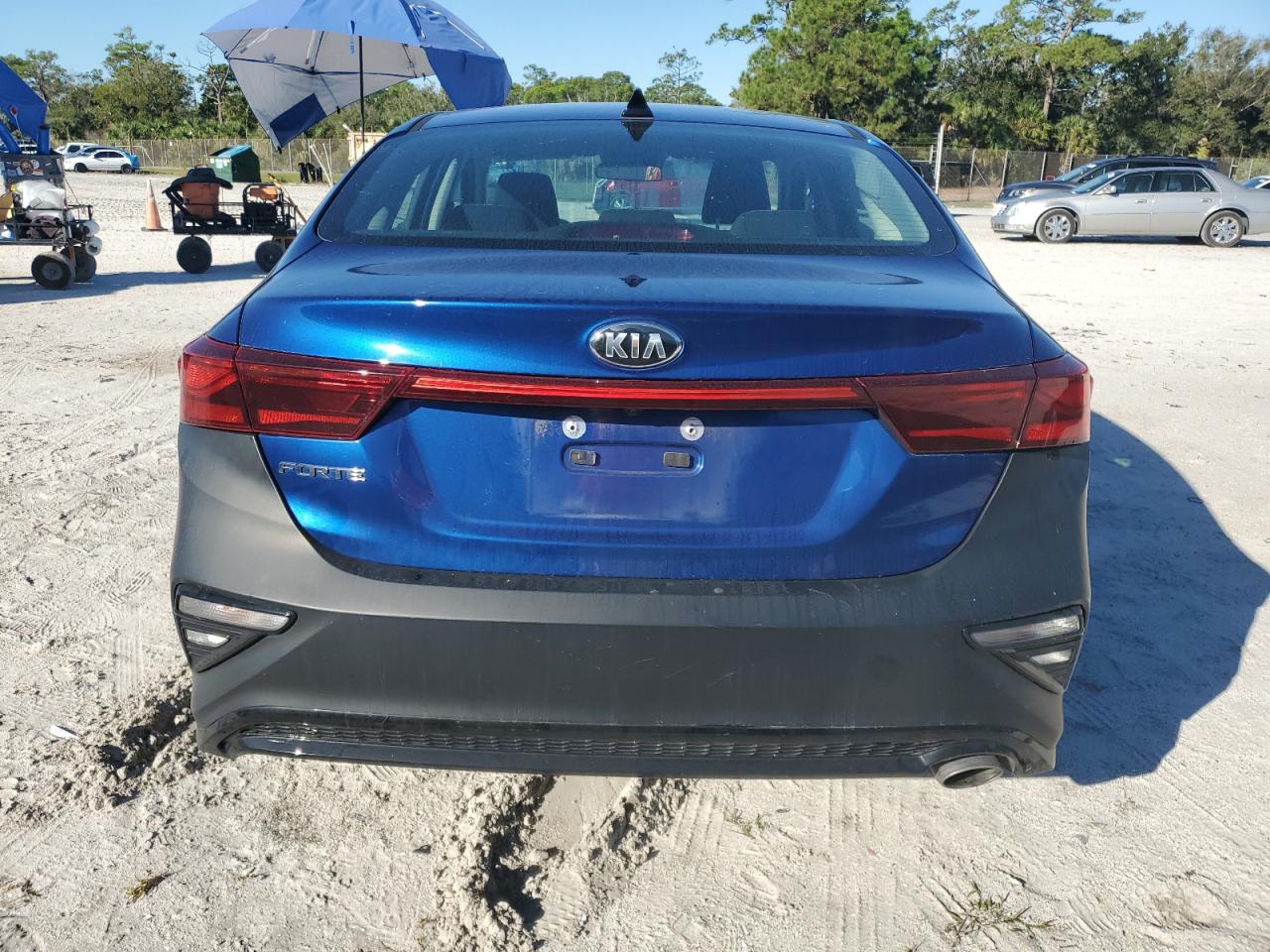 2020 Kia Forte Fe VIN: 3KPF24AD7LE261165 Lot: 90538435