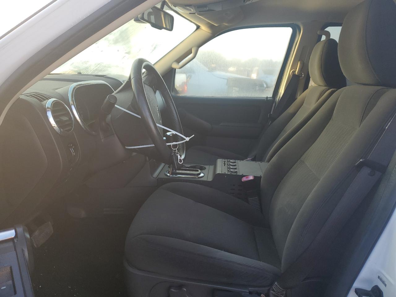 2010 Ford Explorer Xlt VIN: 1FMEU7D87AUA09772 Lot: 84935835