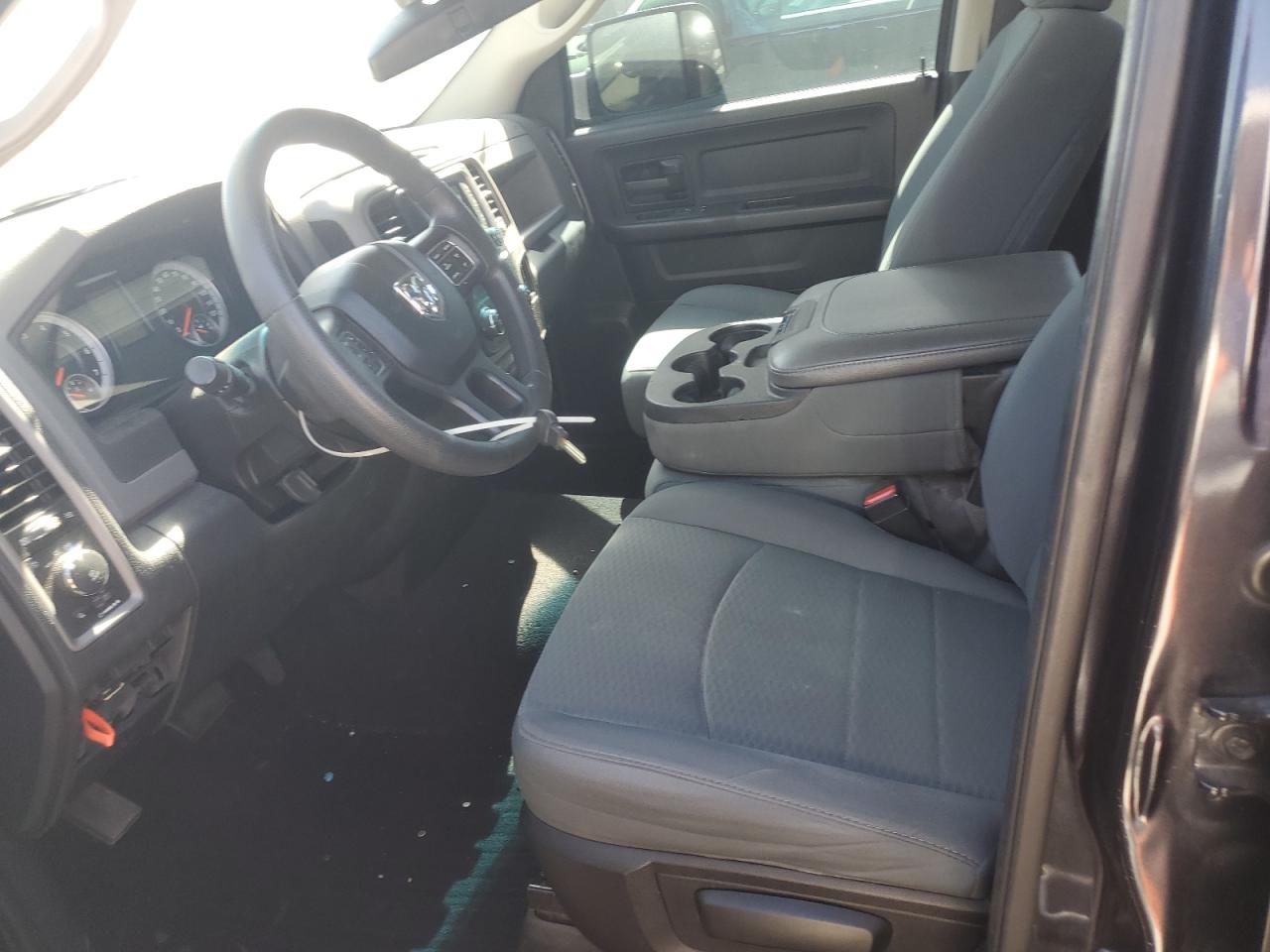 2015 Ram 1500 St VIN: 1C6RR7FG1FS760422 Lot: 81968915