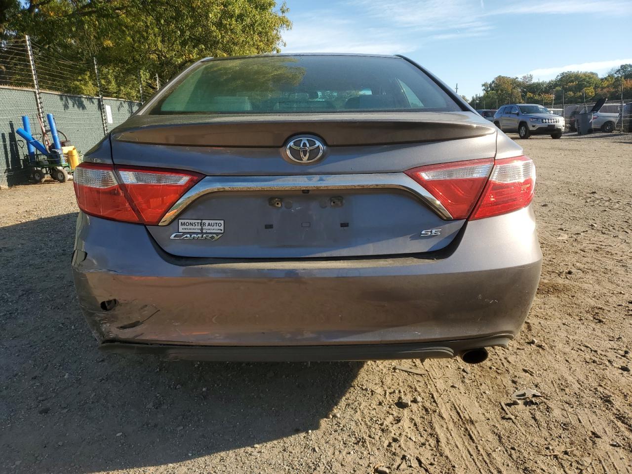 2015 Toyota Camry Le VIN: 4T1BF1FK7FU088662 Lot: 82300365