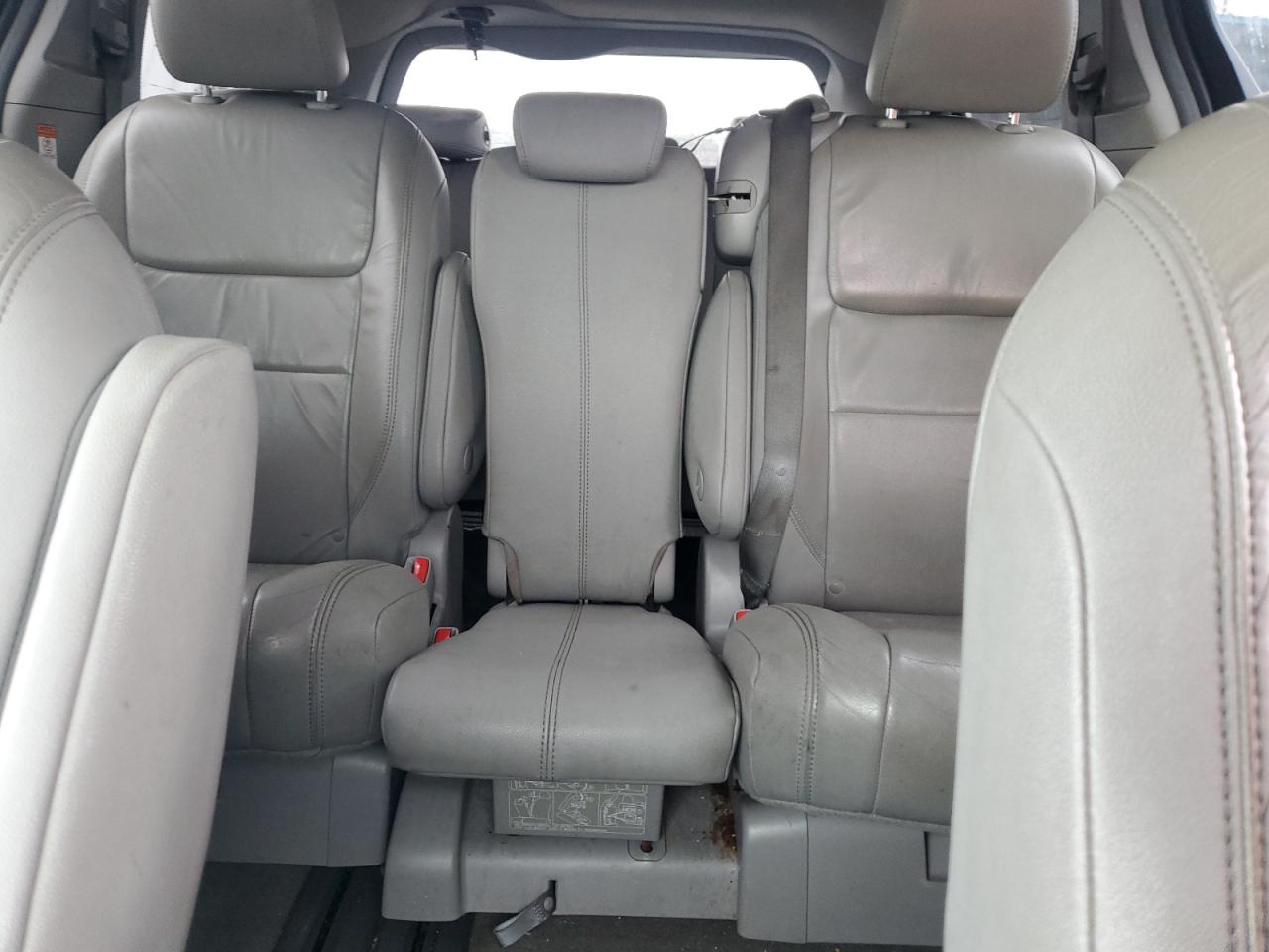 2018 Toyota Sienna Xle VIN: 5TDYZ3DC3JS931041 Lot: 84802455