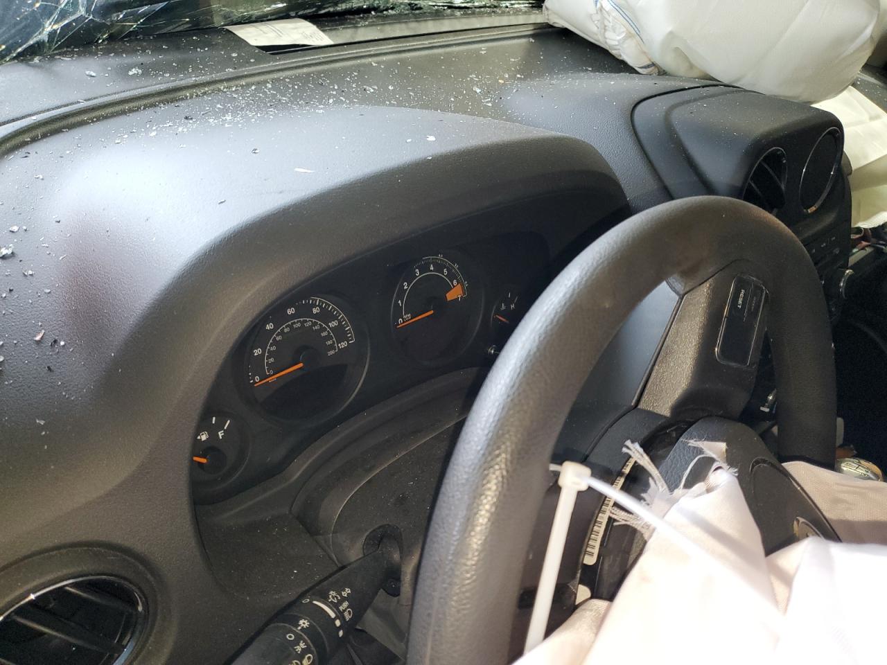 2014 Jeep Patriot Sport VIN: 1C4NJRBB0ED605769 Lot: 69016005