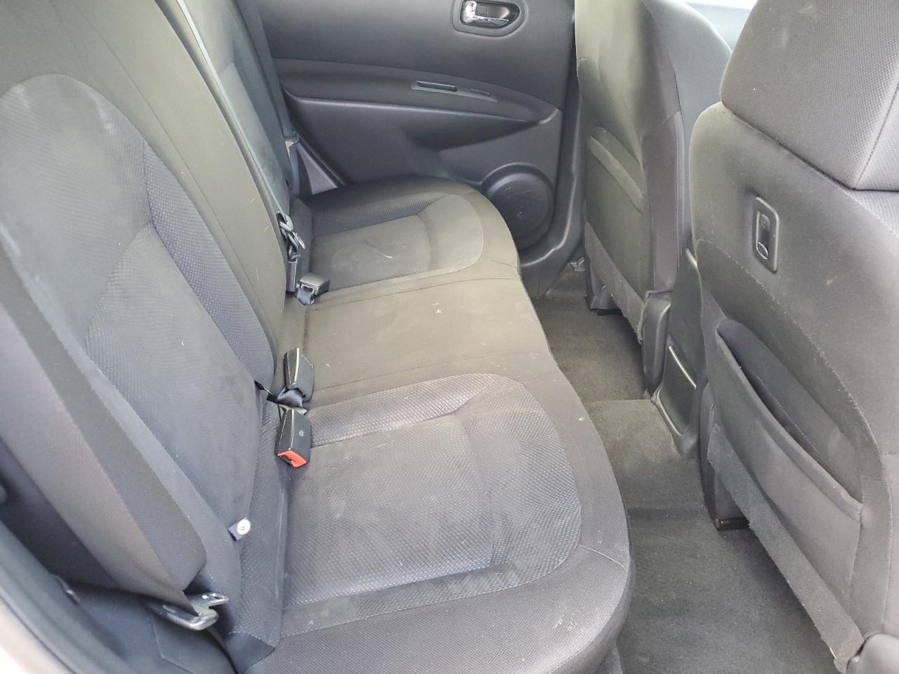 2015 Nissan Rogue Select S VIN: JN8AS5MT9FW157424 Lot: 84758835