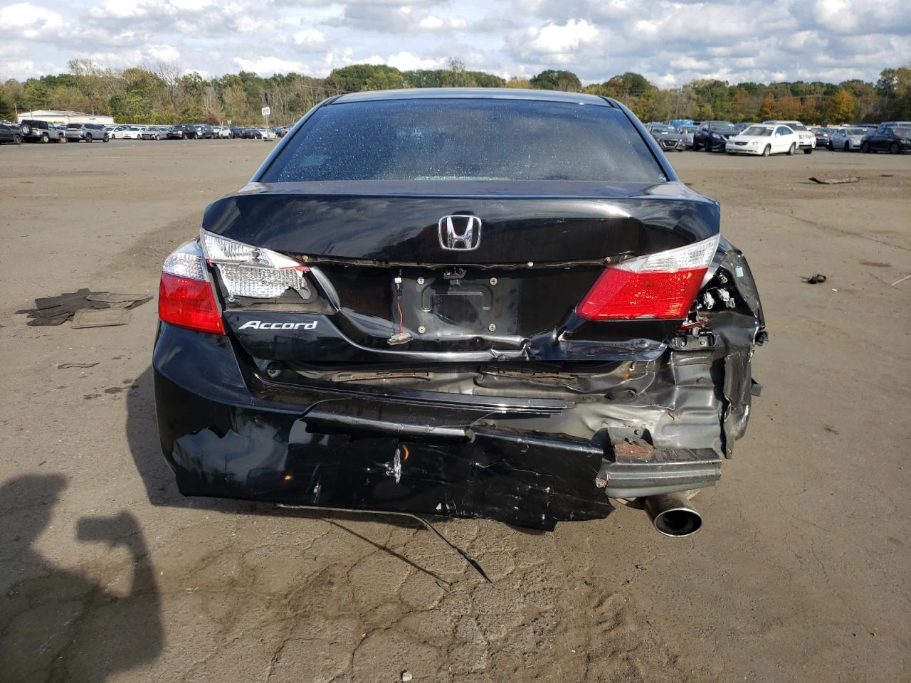 2015 Honda Accord Lx VIN: 1HGCR2F3XFA205555 Lot: 82268745