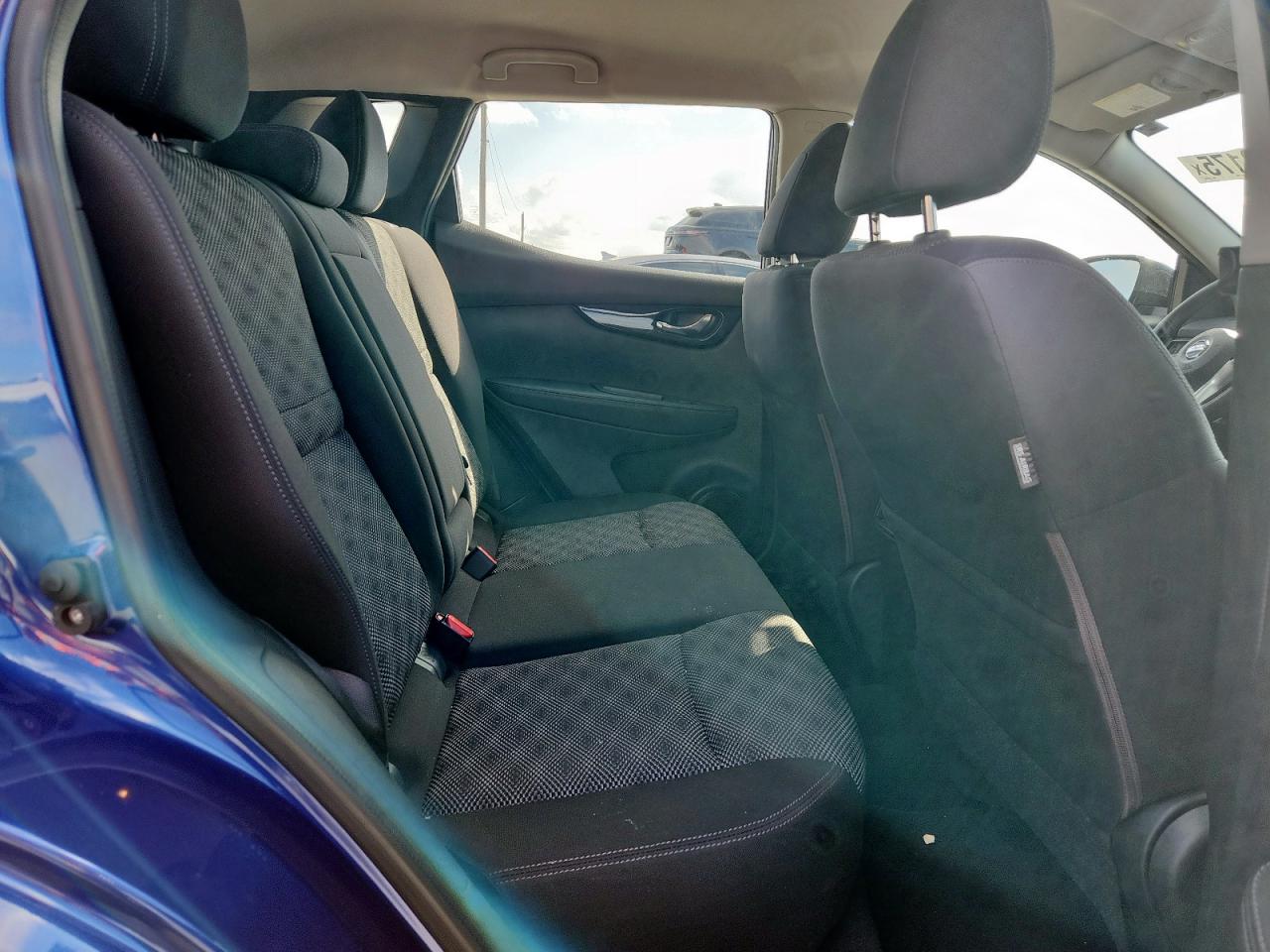 2017 Nissan Rogue Sport S VIN: JN1BJ1CP0HW010236 Lot: 90313175