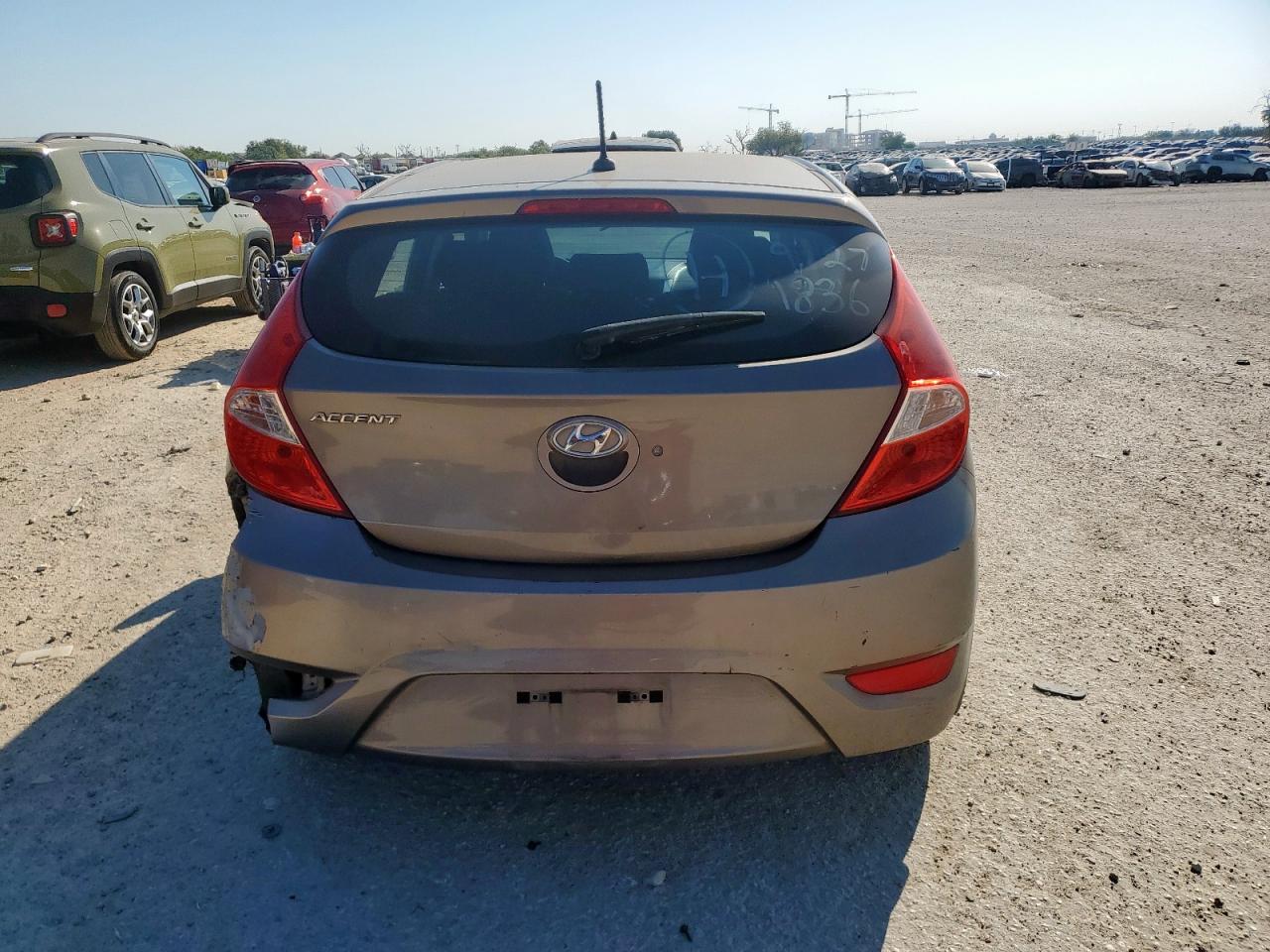 2014 Hyundai Accent Gls VIN: KMHCT5AE6EU165851 Lot: 84793395