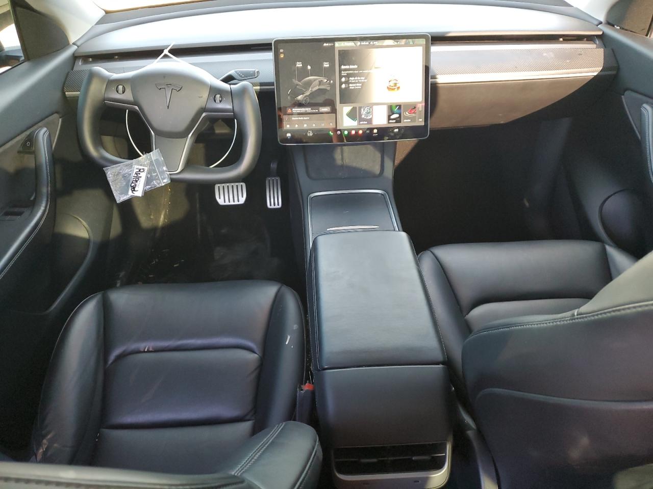 2022 Tesla Model Y VIN: 7SAYGDEF0NF380620 Lot: 81893855