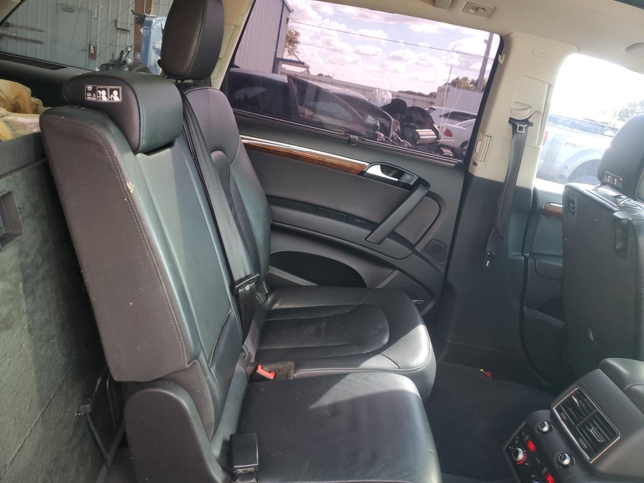 2015 Audi Q7 Premium Plus VIN: WA1LGAFE0FD012257 Lot: 87075575