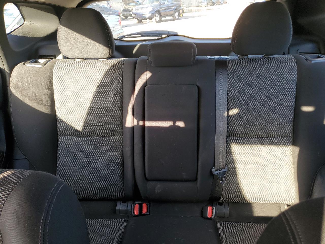 2017 Nissan Rogue Sport S VIN: JN1BJ1CR2HW111991 Lot: 85780825