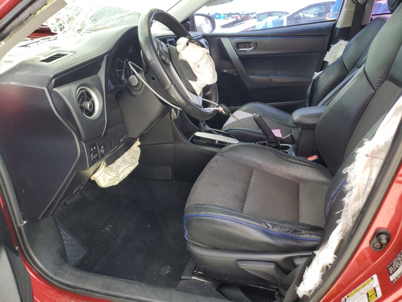 2018 Toyota Corolla L VIN: 5YFBURHE7JP802005 Lot: 82254255