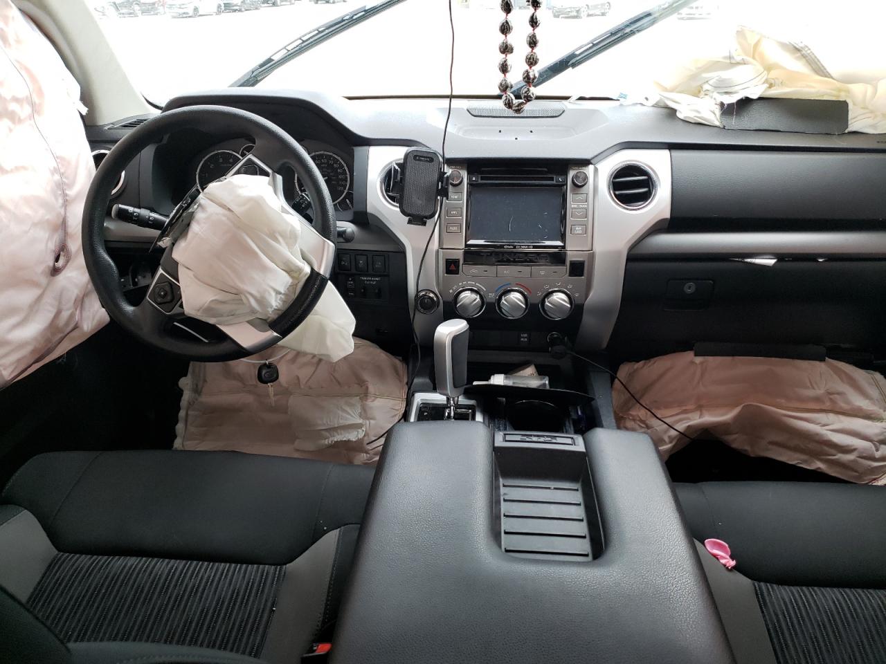 2017 Toyota Tundra Crewmax Sr5 VIN: 5TFDW5F13HX670335 Lot: 86537785