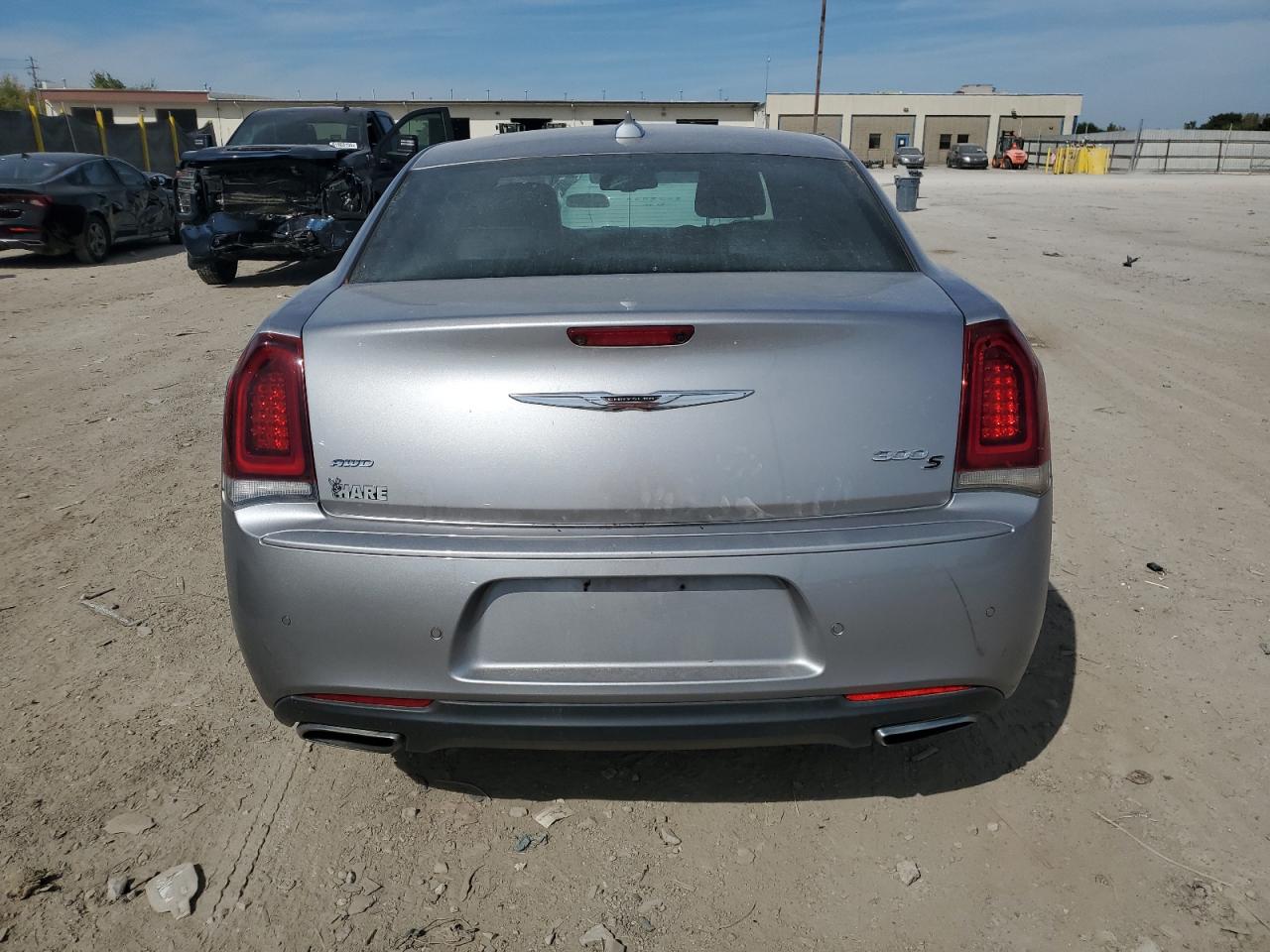 2016 Chrysler 300 S VIN: 2C3CCAGG6GH165834 Lot: 81984075