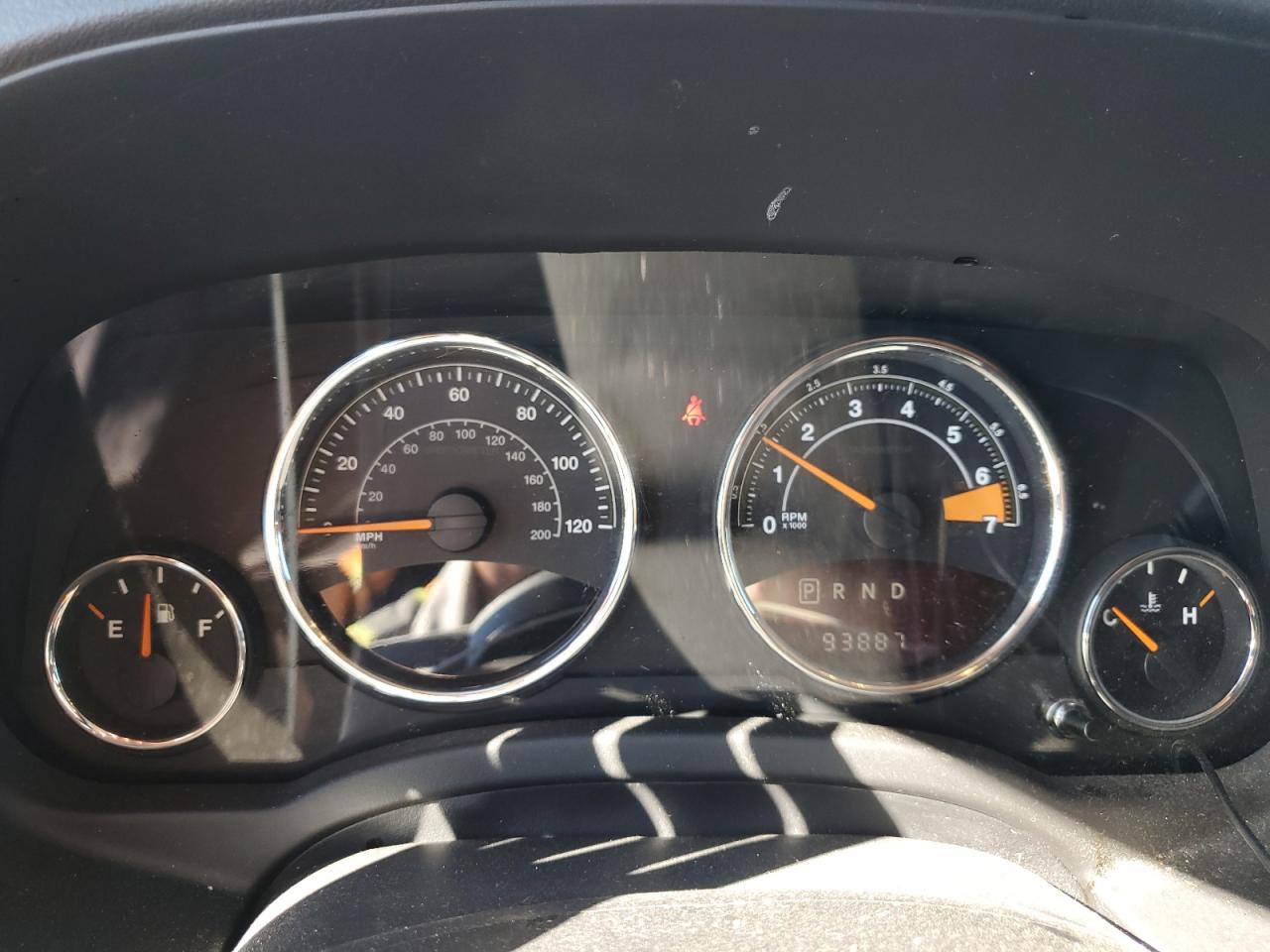 2015 Jeep Compass Latitude VIN: 1C4NJCEA0FD106987 Lot: 85693515