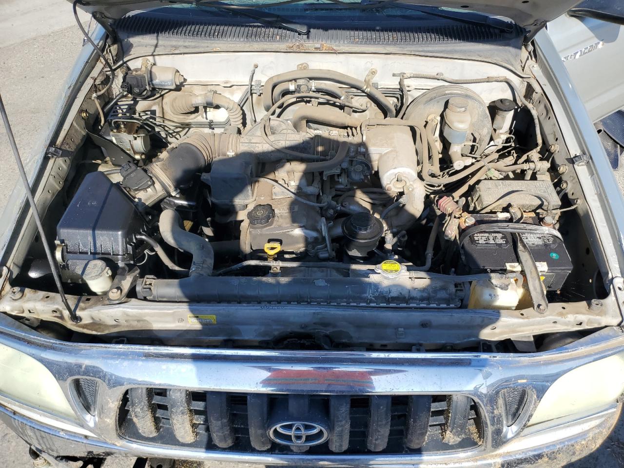 2004 Toyota Tacoma Xtracab VIN: 5TEVL52N84Z373540 Lot: 82288595