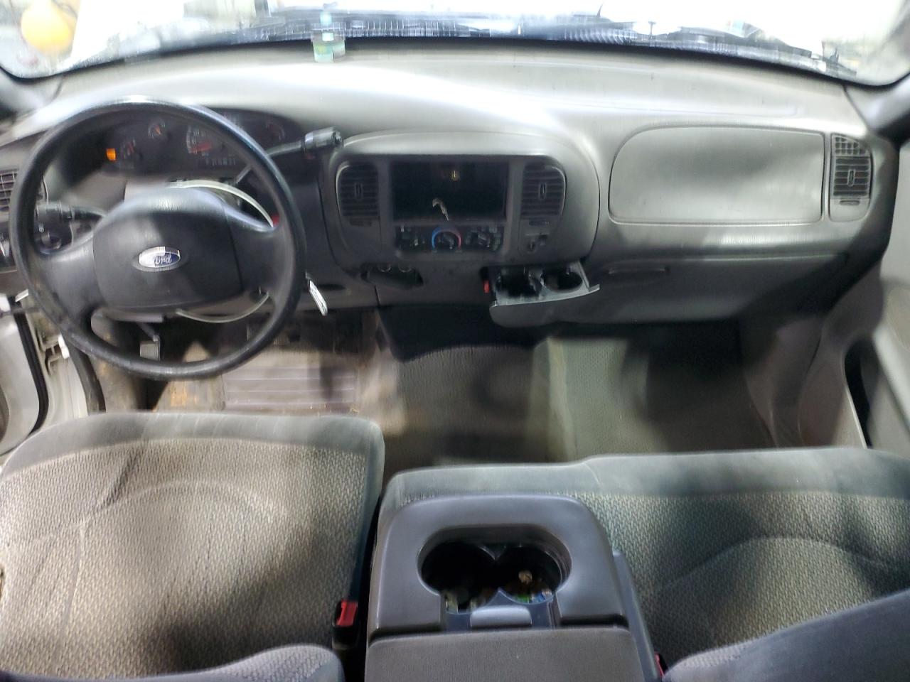 2002 Ford F150 VIN: 1FTRX17212NB89330 Lot: 90222035