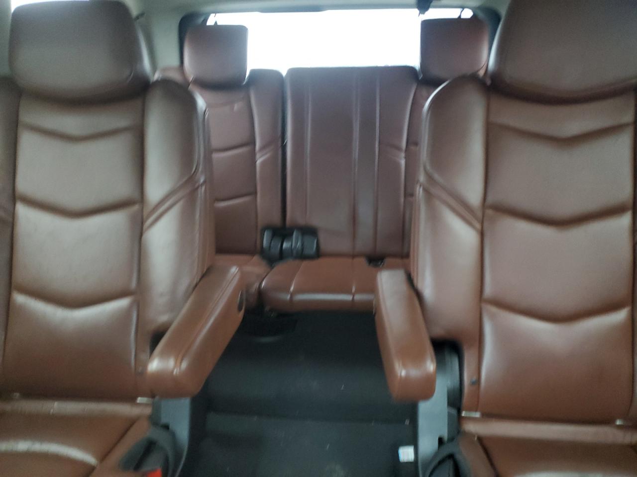 2019 Cadillac Escalade Luxury VIN: 1GYS4BKJ0KR290781 Lot: 90435895