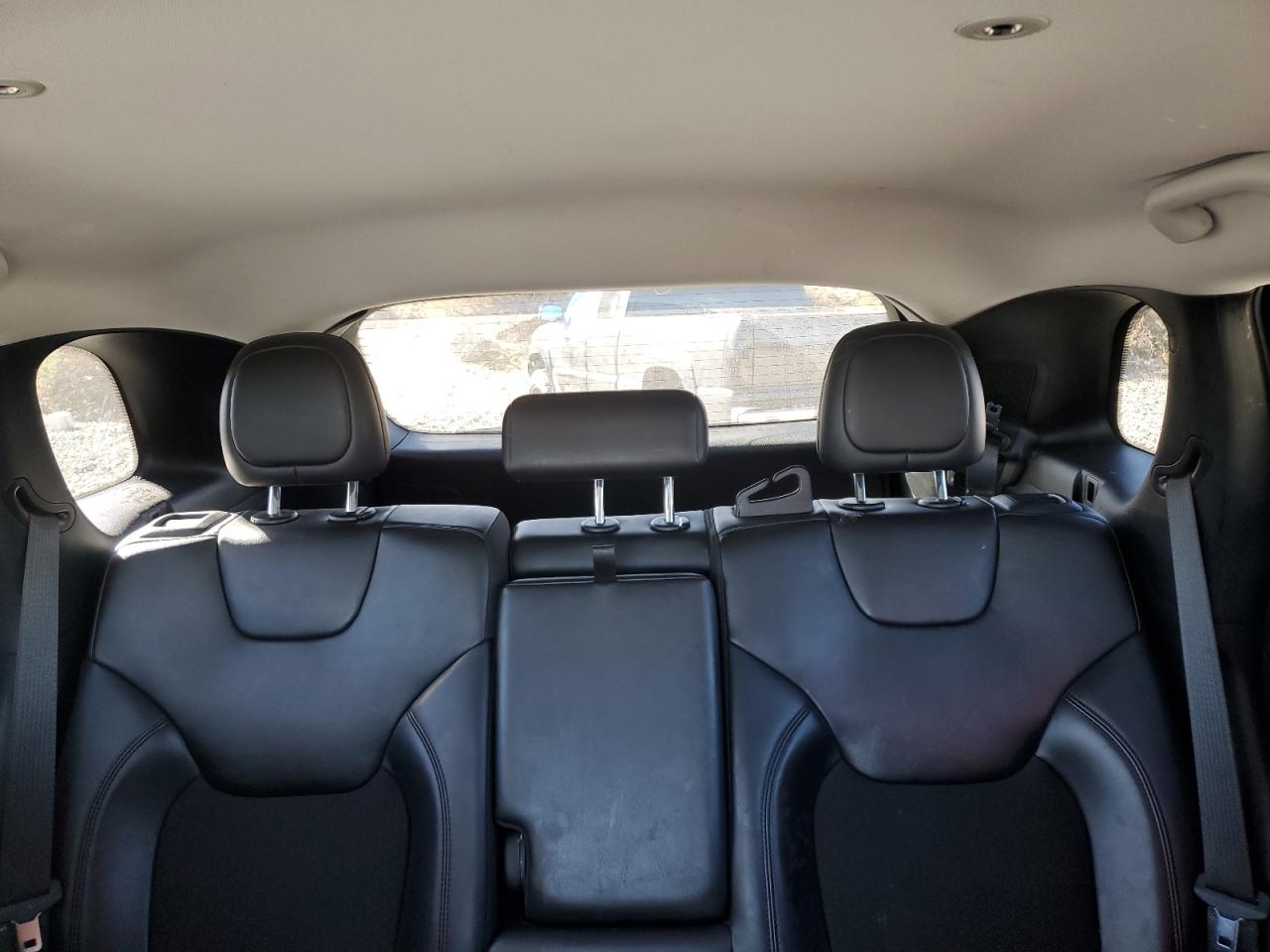 2019 Jeep Cherokee Latitude Plus VIN: 1C4PJMLX0KD484517 Lot: 82385355