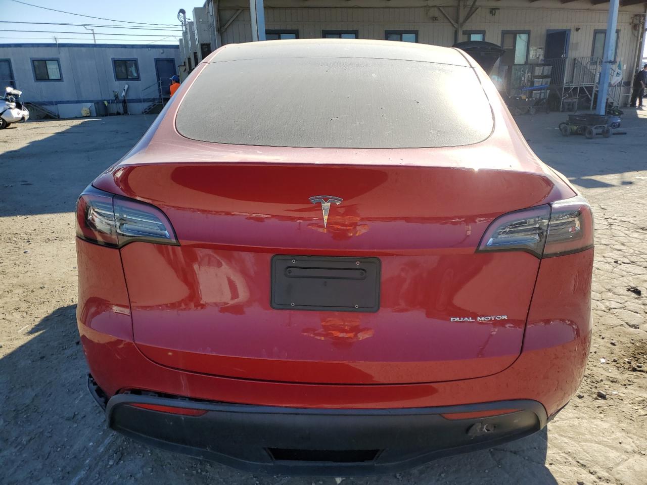 2023 Tesla Model Y VIN: 7SAYGAEE8PF781888 Lot: 90372525